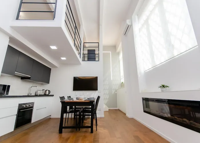 Vivimihome - Alexander Apartament Mediolan